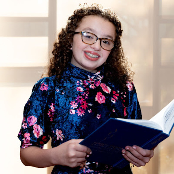 Meet your Posher, Miah - Picture 1 of 1